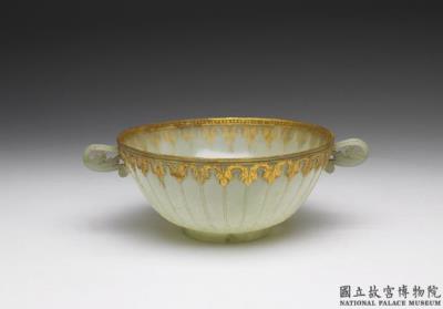 图片[2]-Jade bowl with two leaf-shaped handles, India-China Archive